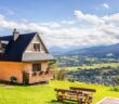 Urlaub für Großfamilien mit wenig Geld: Fünf ziemlich unbekannte Reiseziele, an denen es auch noch Spaß macht! (Foto: AdobeStock - Maciej Czekajewski)