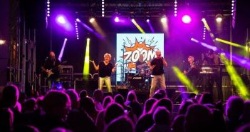 Open-Air-Konzerte ab Mai 2026: Kostenfrei Musikgenuss direkt am (Foto: TOURISMUS-AGENTUR NORDSEE GMBH)